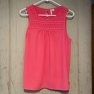 Elle Pink Sleeveless Blouse Size M